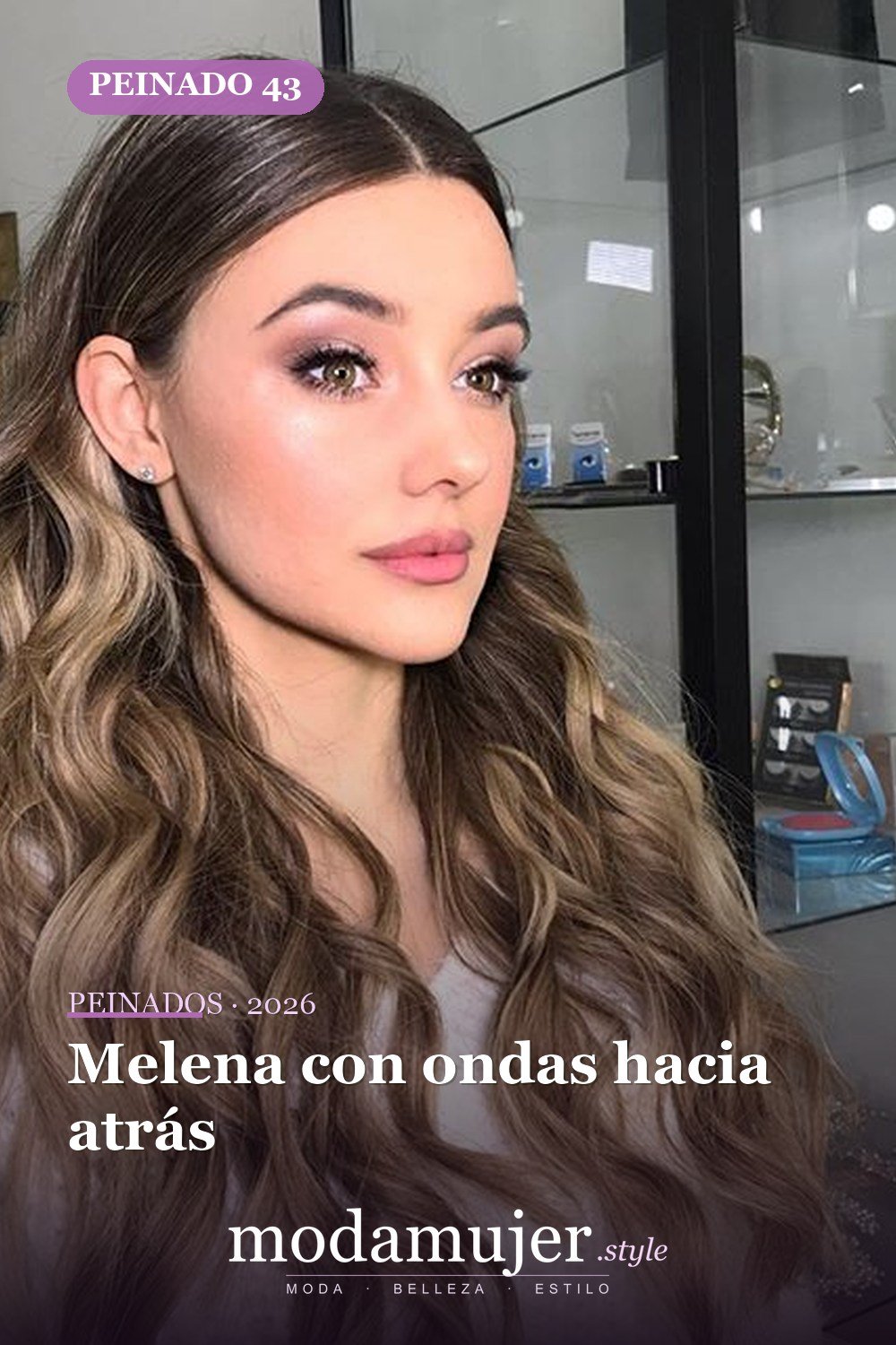 Melena con ondas hacia atrás — 56 peinados favorecedores para rostro alargado y estrecho