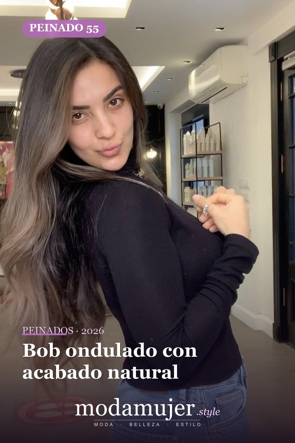 Bob ondulado con acabado natural — 56 peinados favorecedores para rostro alargado y estrecho