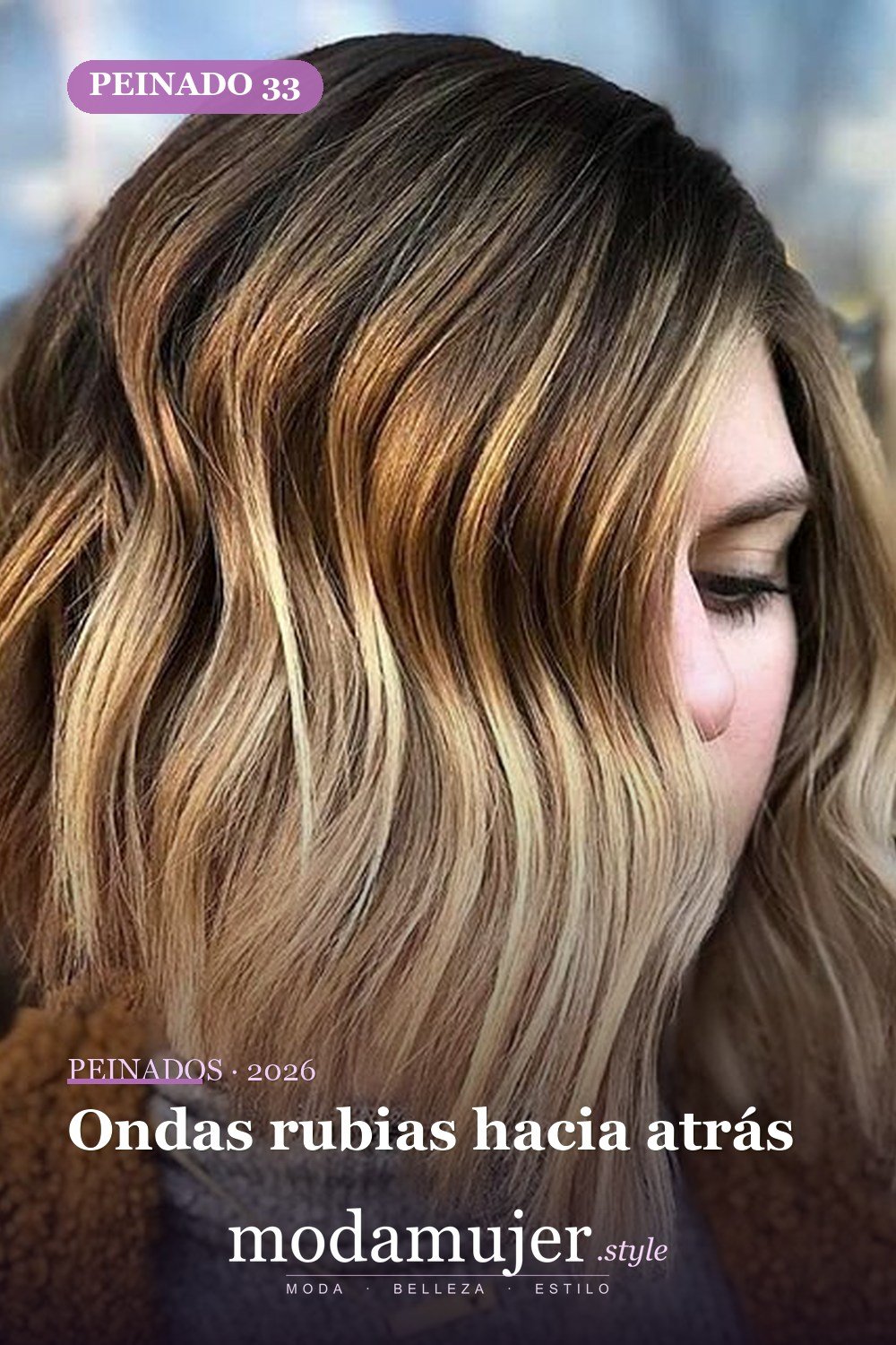 Ondas rubias hacia atrás — 58 increíbles peinados rubios que te hacen elegante