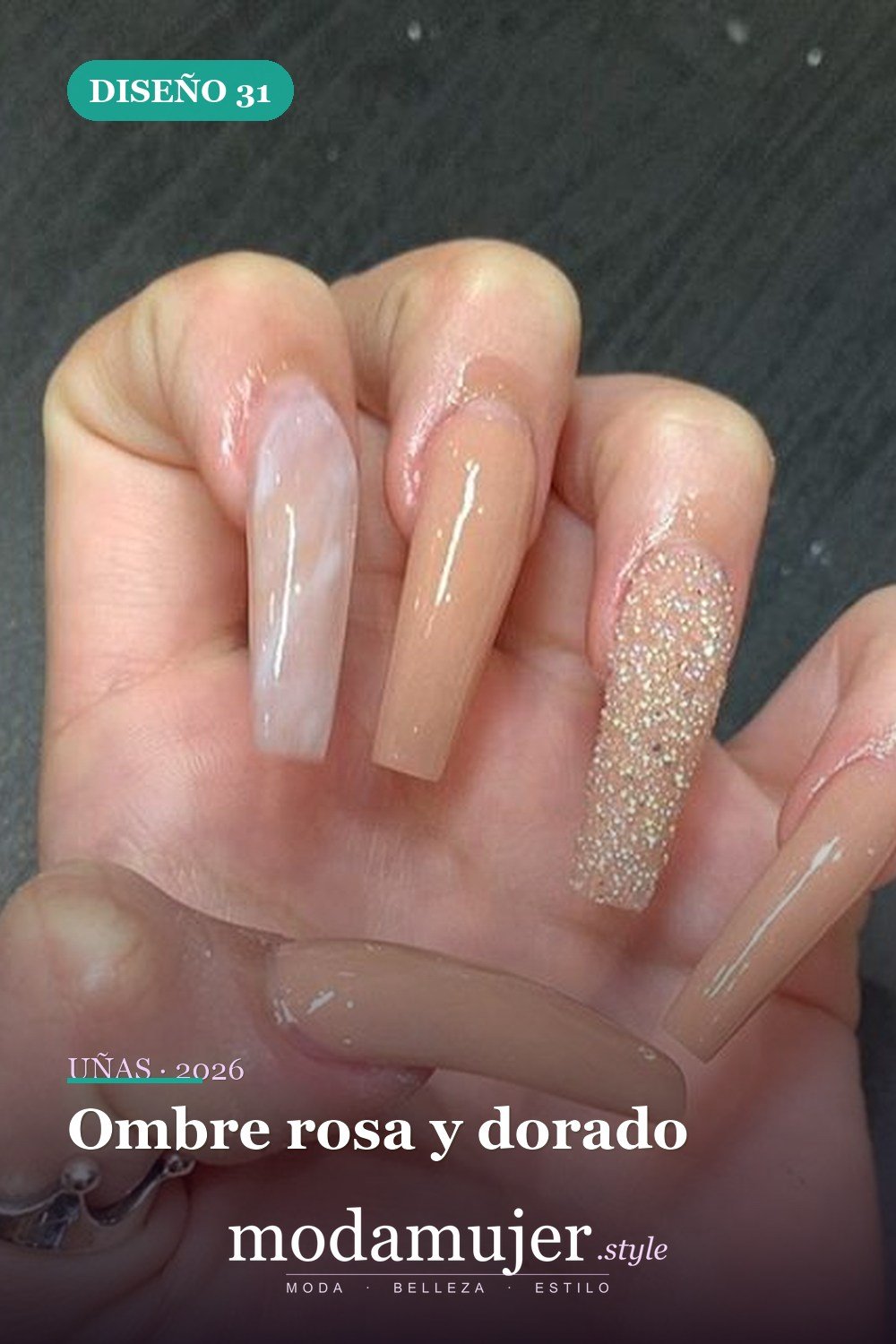 Ombre rosa y dorado — 60 hermosos diseños de uñas ombre que te encantarán