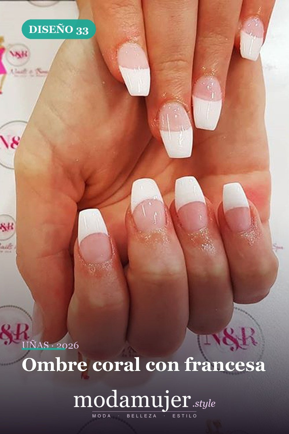 Ombre coral con francesa — 60 hermosos diseños de uñas ombre que te encantarán