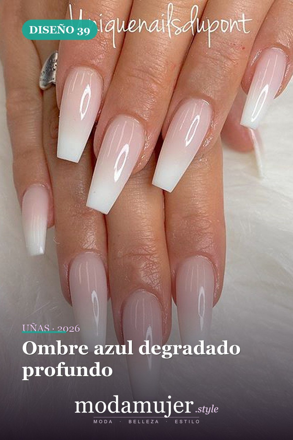 Ombre azul degradado profundo — 60 hermosos diseños de uñas ombre que te encantarán
