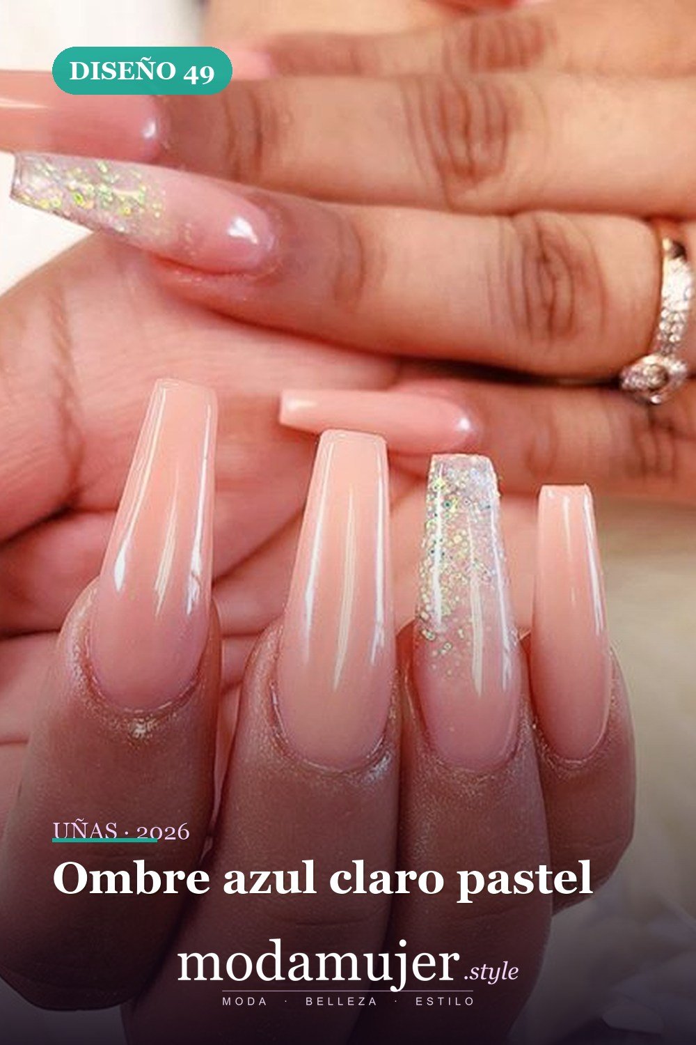 Ombre azul claro pastel — 60 hermosos diseños de uñas ombre que te encantarán