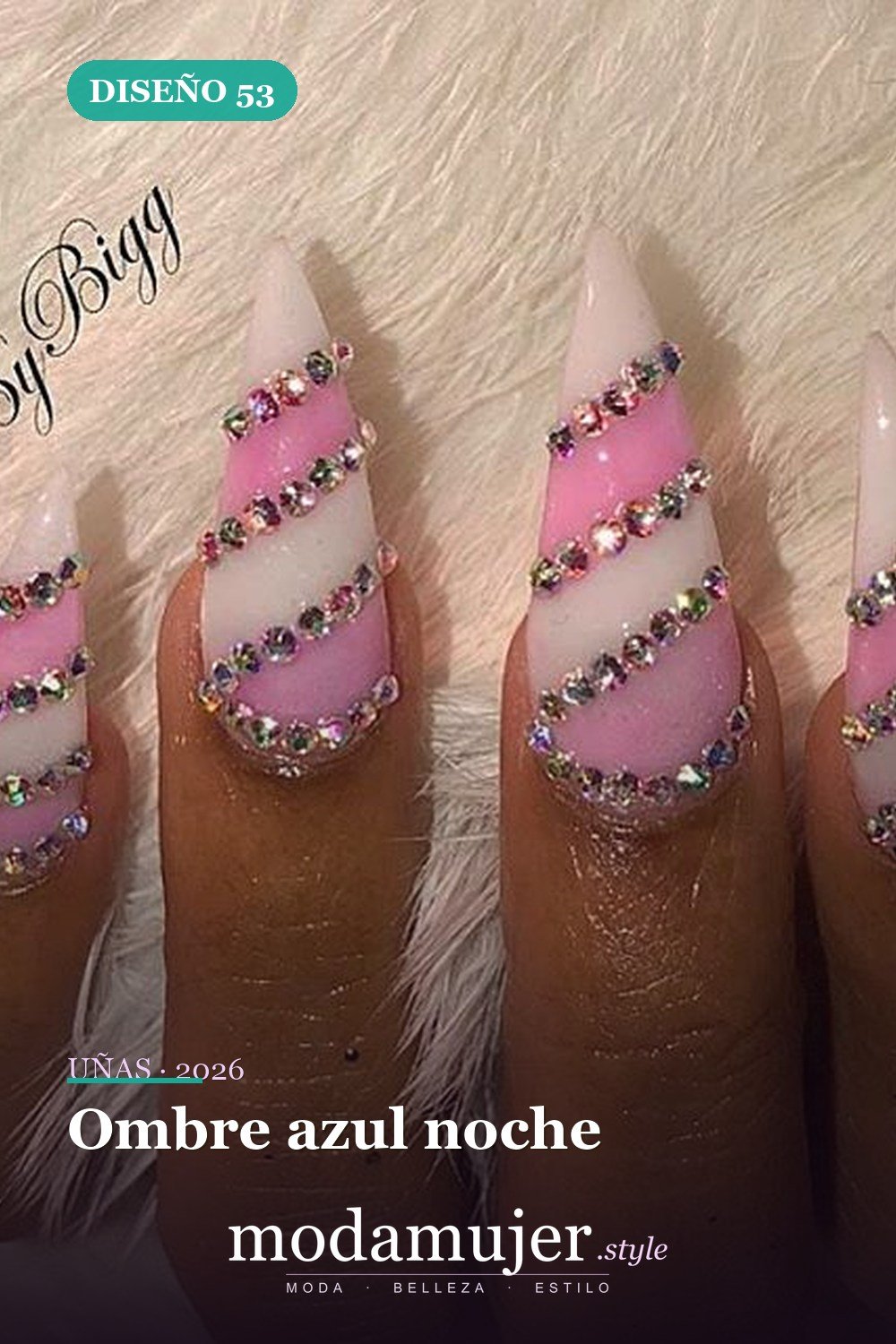 Ombre azul noche — 60 hermosos diseños de uñas ombre que te encantarán