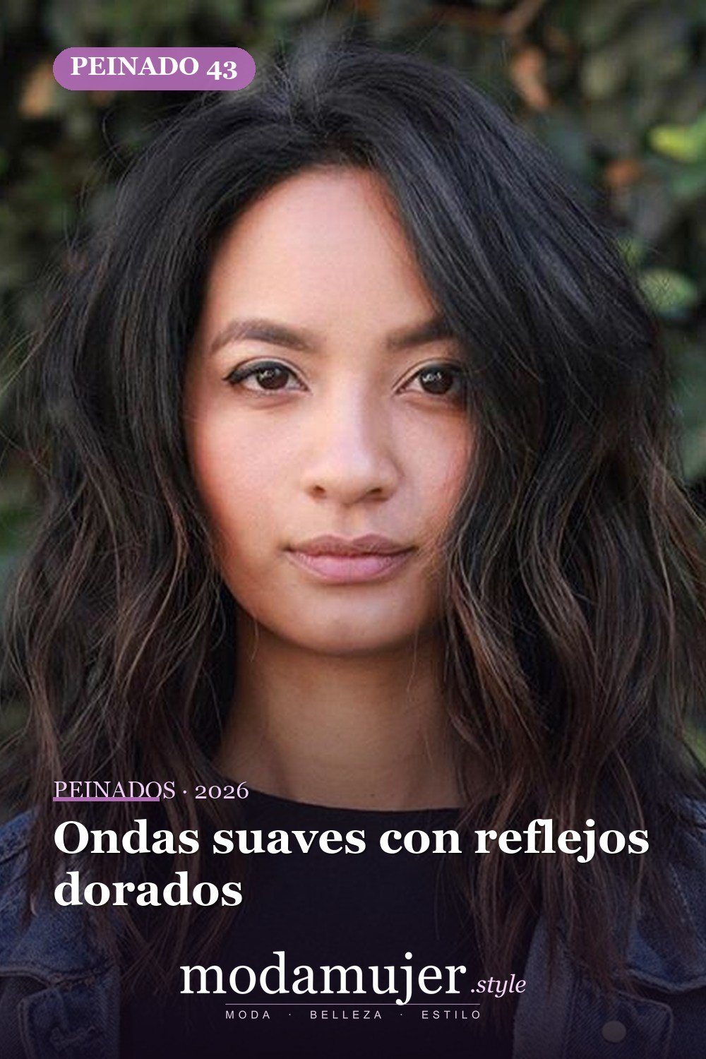 Ondas suaves con reflejos dorados — 60 increíbles peinados hasta el hombro para elegir