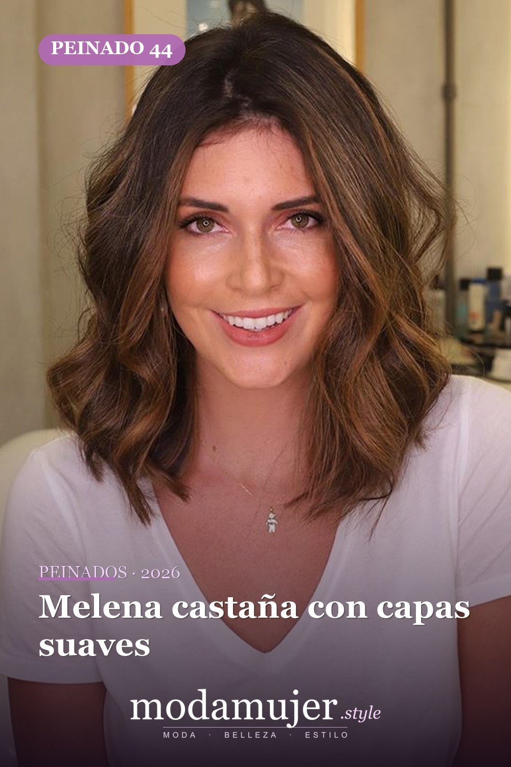 Melena castaña con capas suaves — 60 increíbles peinados hasta el hombro para elegir