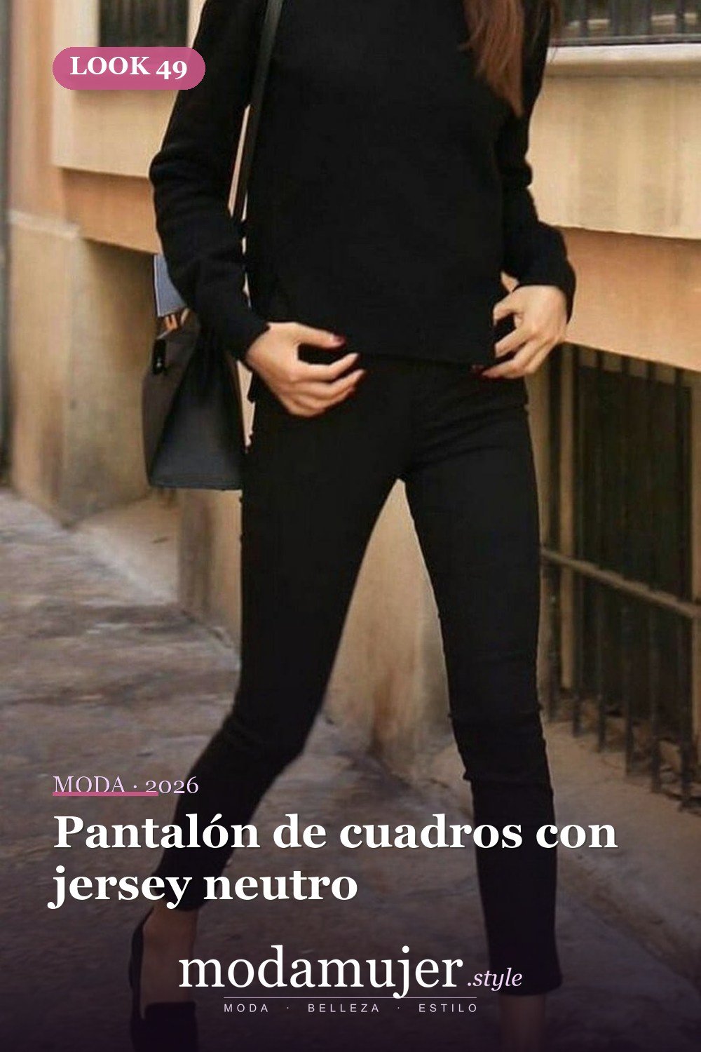 Pantalón de cuadros con jersey neutro — 60+ Las mejores ideas de trajes de invierno de trabajo que te hacen más genial