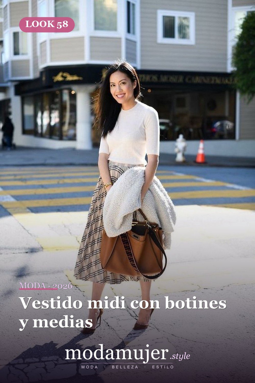 Vestido midi con botines y medias — 60+ Las mejores ideas de trajes de invierno de trabajo que te hacen más genial