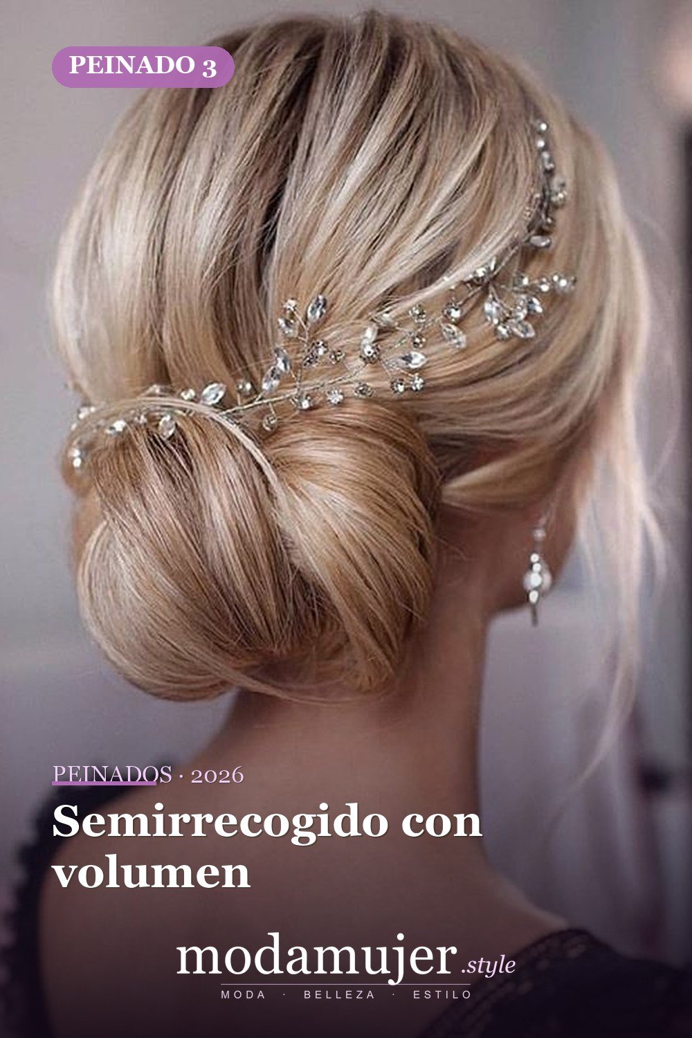 Semirrecogido con volumen — 62 ideas de peinados románticos para bodas y ocasiones especiales