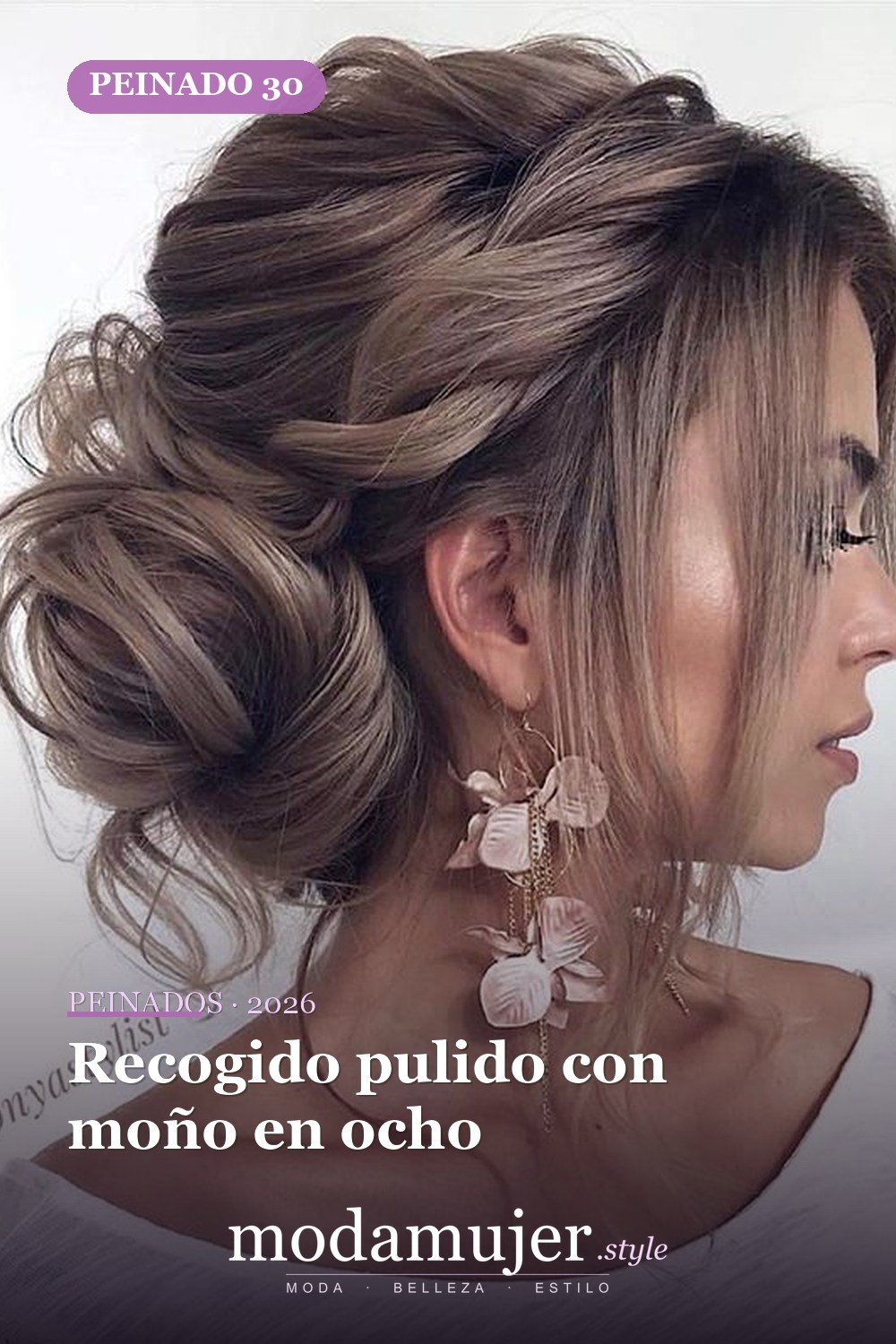 Recogido pulido con moño en ocho — 62 ideas de peinados románticos para bodas y ocasiones especiales