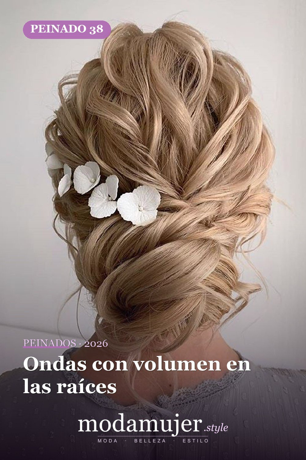 Ondas con volumen en las raíces — 62 ideas de peinados románticos para bodas y ocasiones especiales