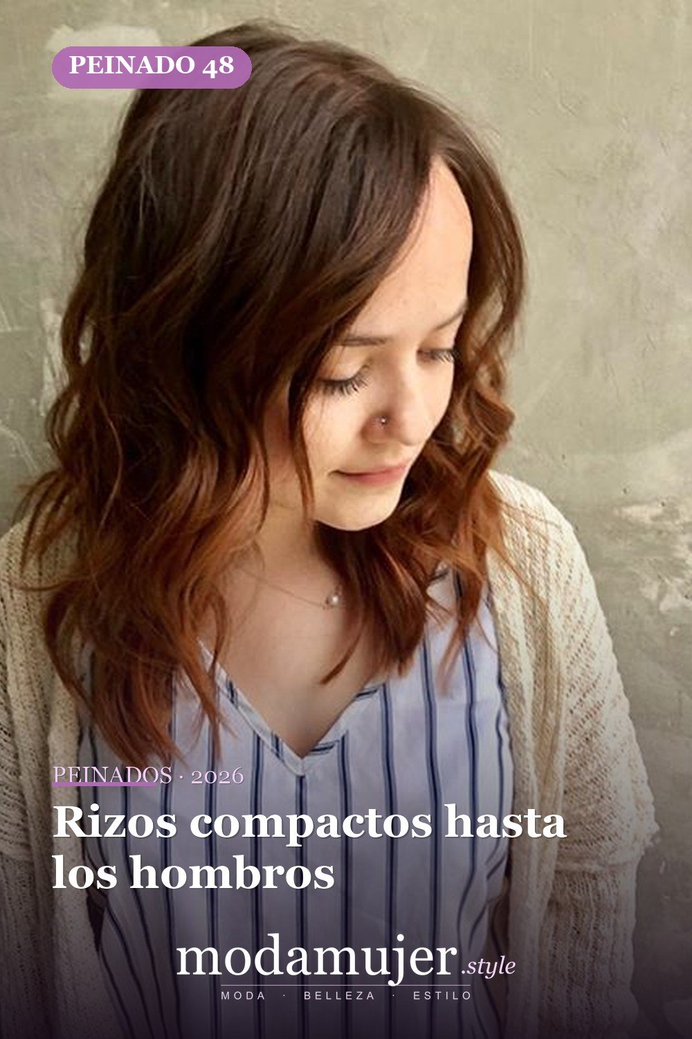 Rizos compactos hasta los hombros — 65 mejores peinados de media melena