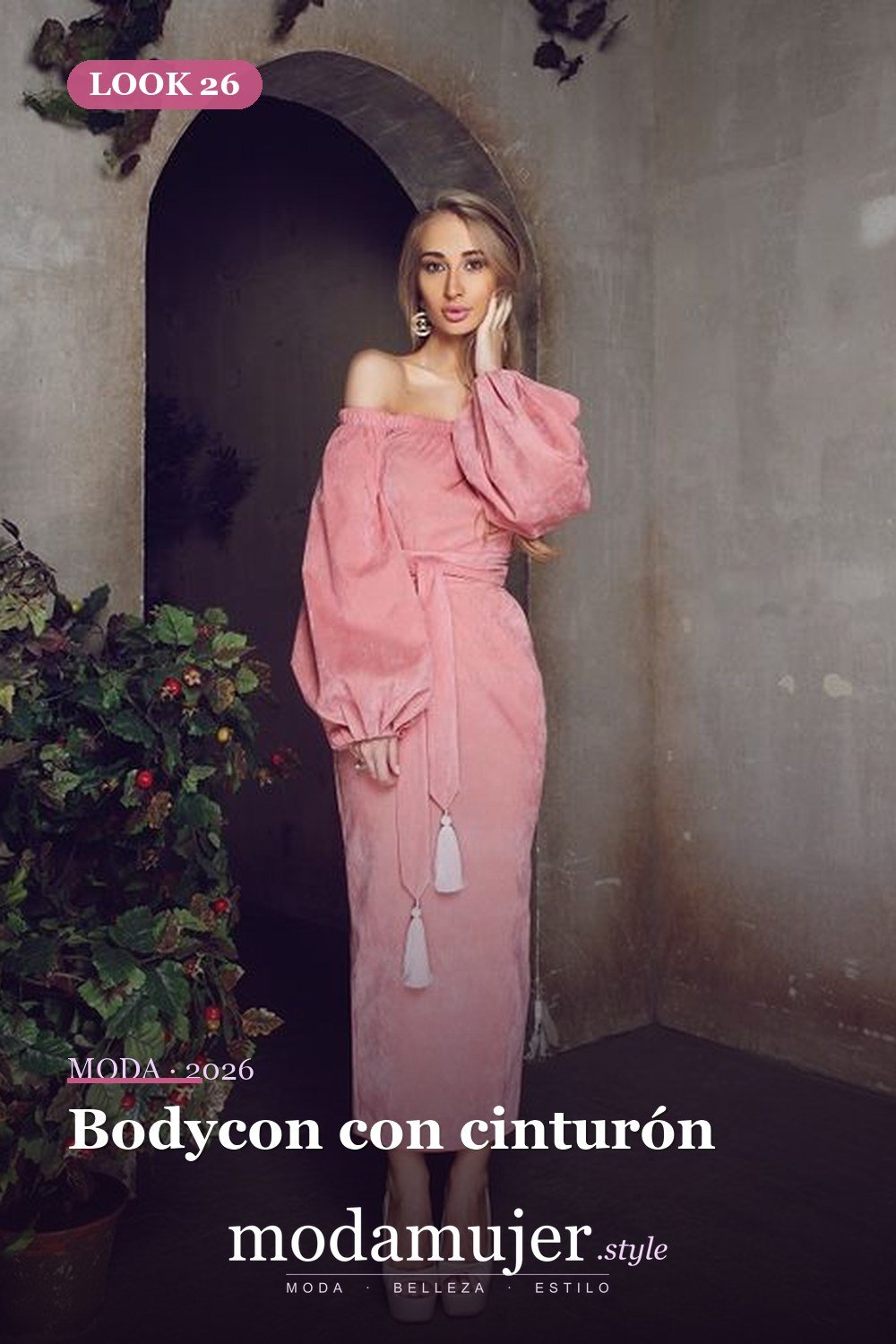 Bodycon con cinturón — 69 ideas atractivas de vestido bodycon para fiestas de mujer