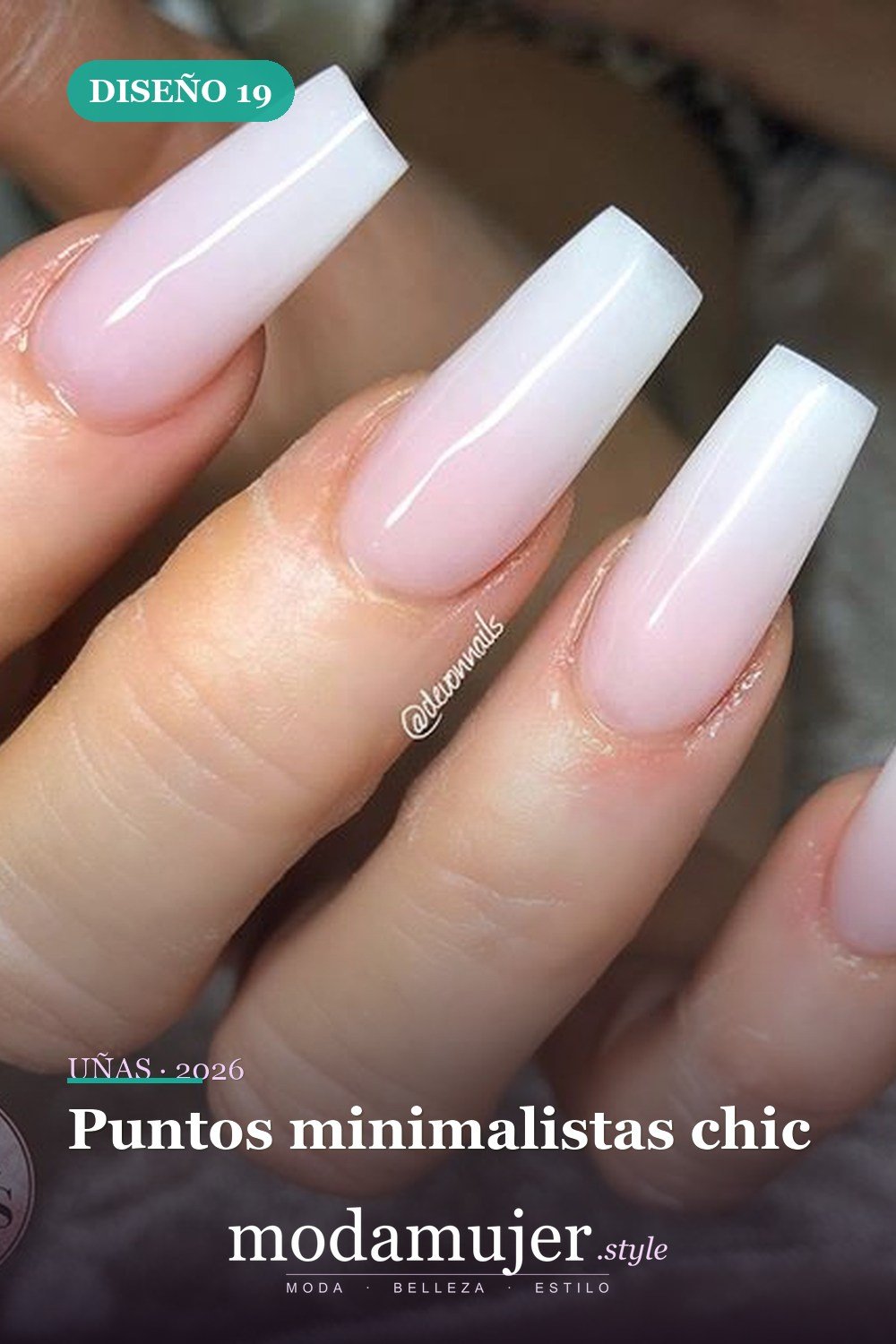 Puntos minimalistas chic — 69 ideas de diseño completo de uñas para inspirar tu próxima manicura