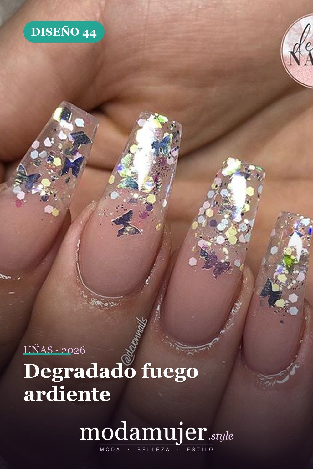Degradado fuego ardiente — 69 ideas de diseño completo de uñas para inspirar tu próxima manicura