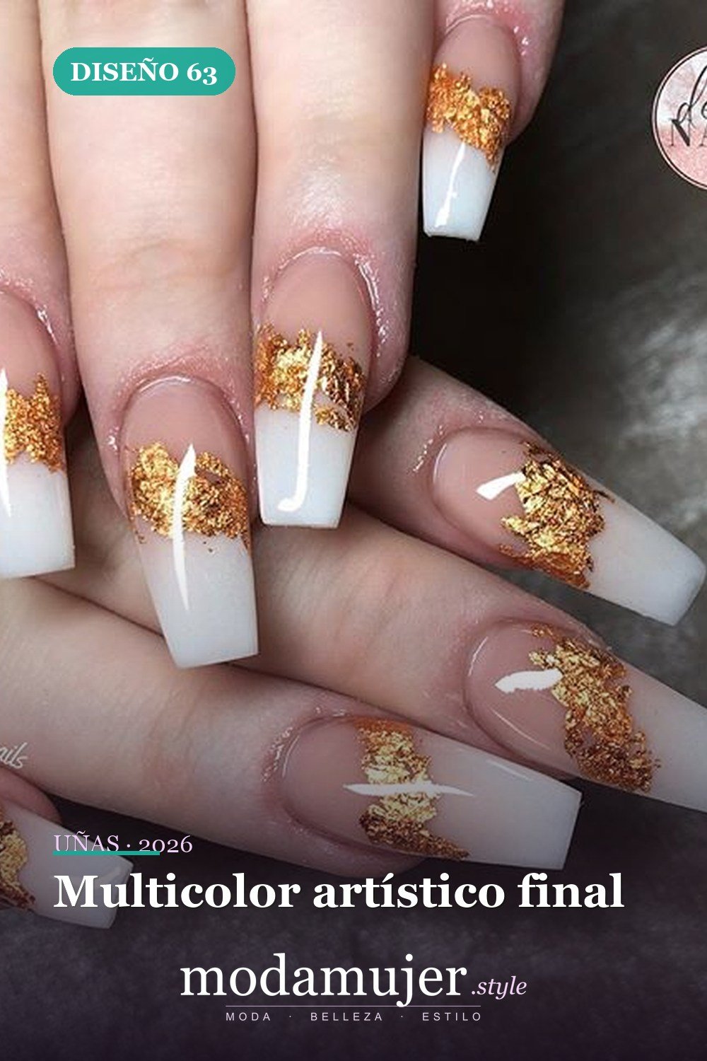 Multicolor artístico final — 69 ideas de diseño completo de uñas para inspirar tu próxima manicura