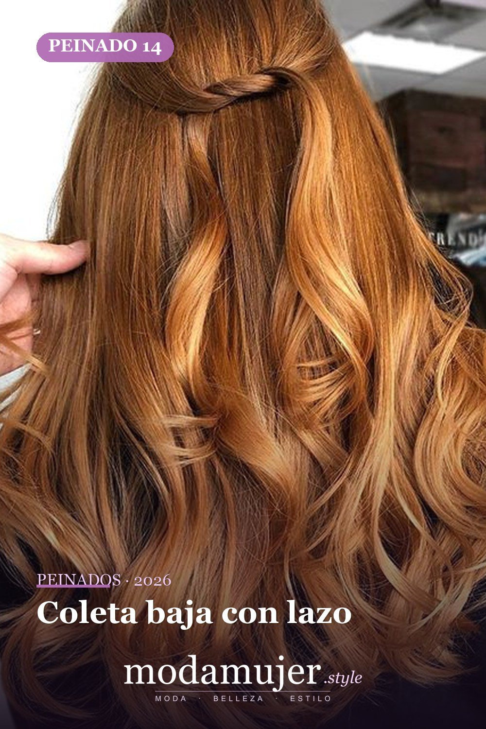 Coleta baja con lazo — 72 peinados de moda cabello largo