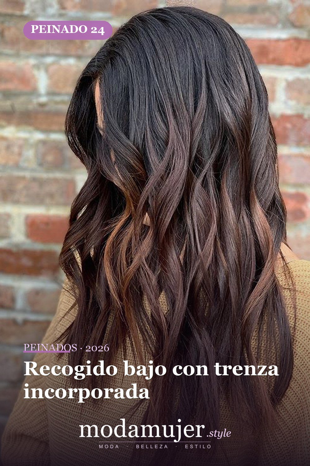Recogido bajo con trenza incorporada — 72 peinados de moda cabello largo