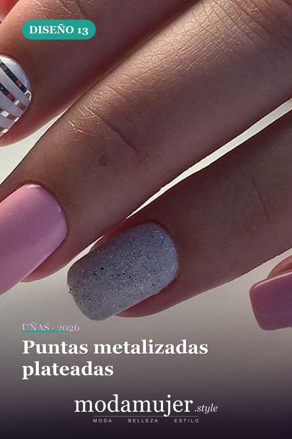 Puntas metalizadas plateadas — 81 Diseños de uñas fáciles para principiantes