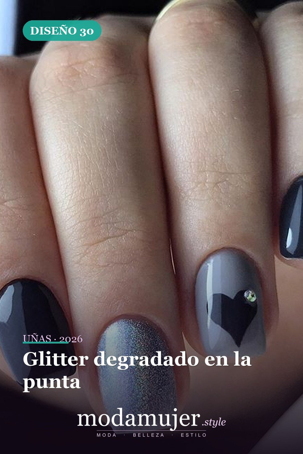 Glitter degradado en la punta — 81 Diseños de uñas fáciles para principiantes