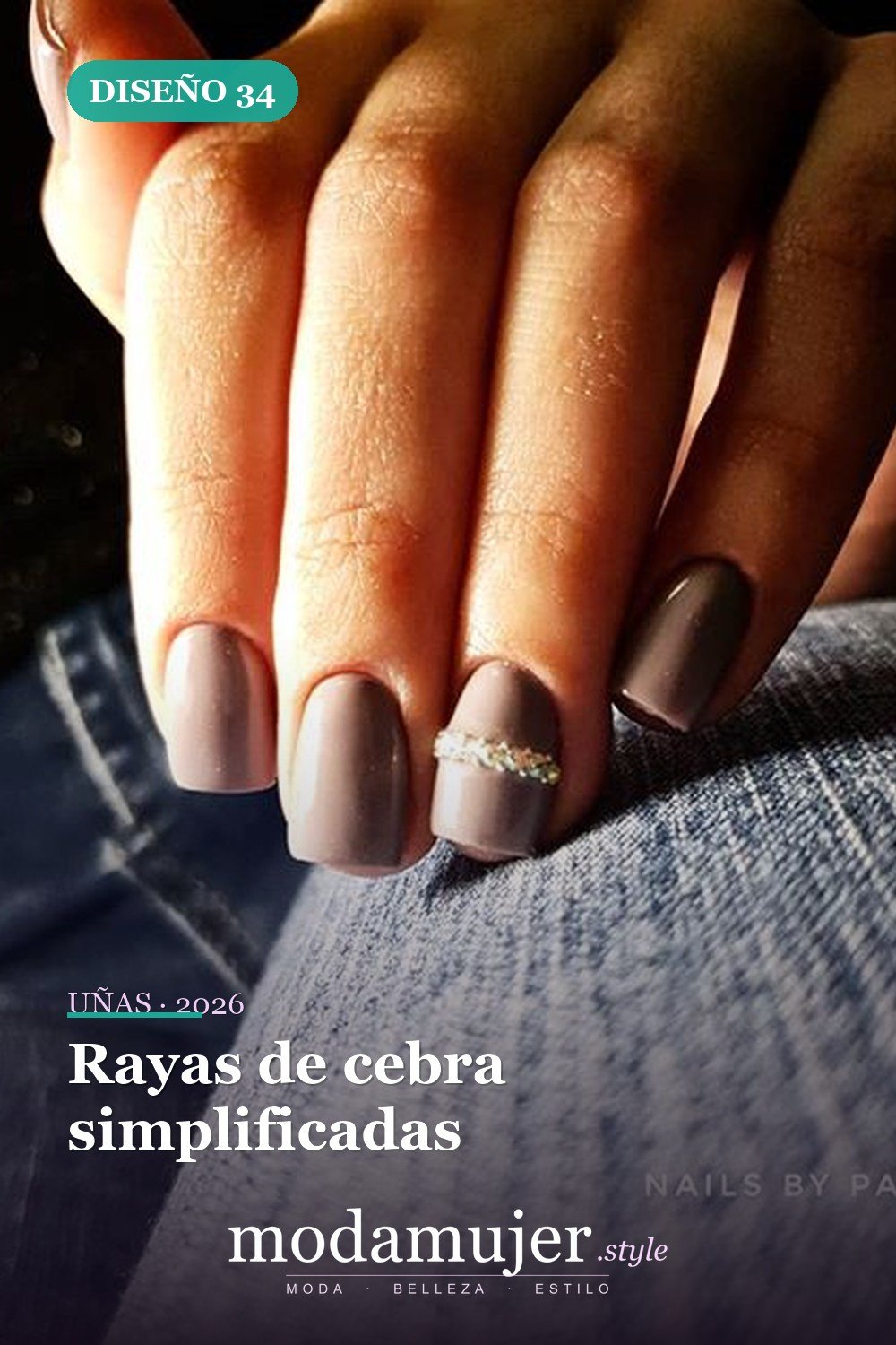 Rayas de cebra simplificadas — 81 Diseños de uñas fáciles para principiantes