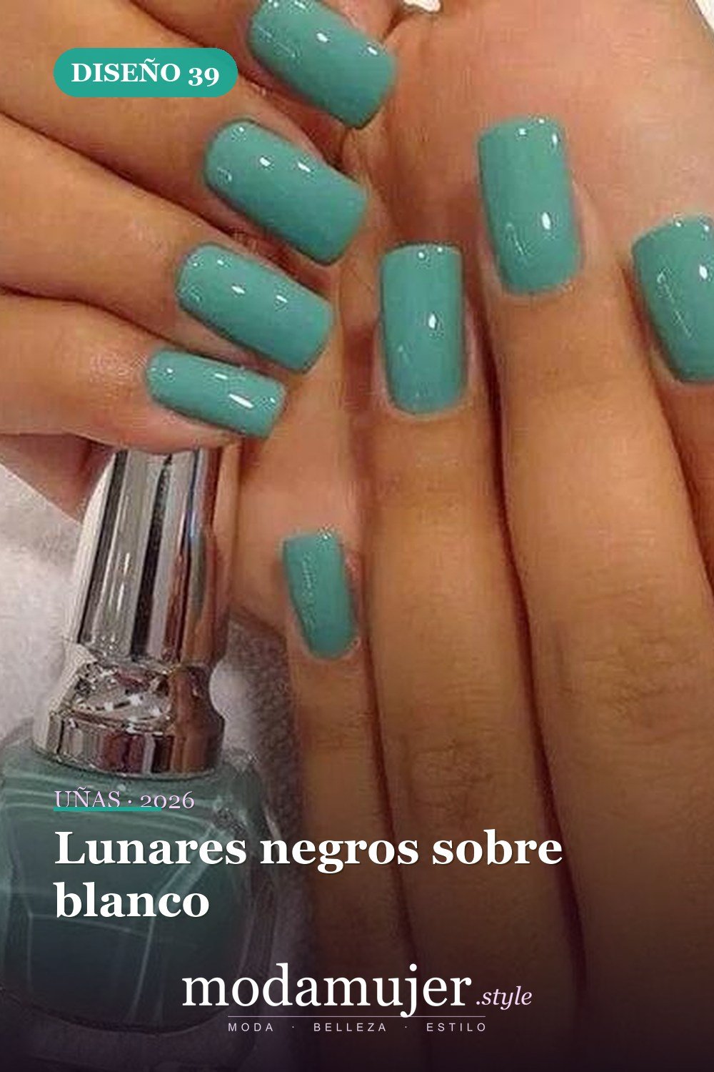 Lunares negros sobre blanco — 81 Diseños de uñas fáciles para principiantes