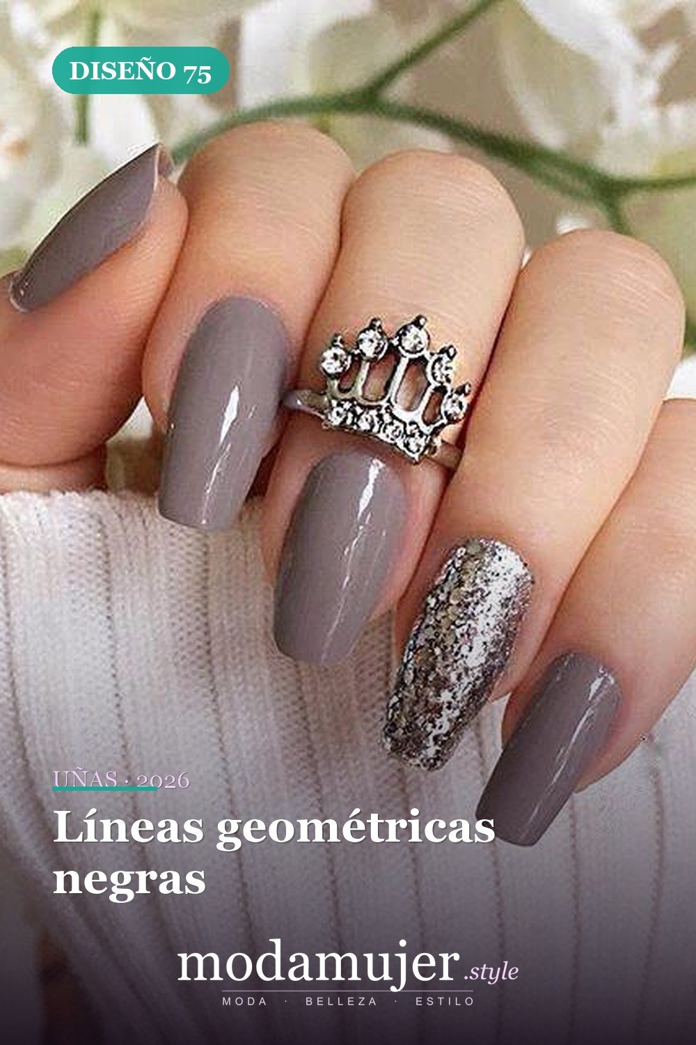 Líneas geométricas negras — 81 Diseños de uñas fáciles para principiantes