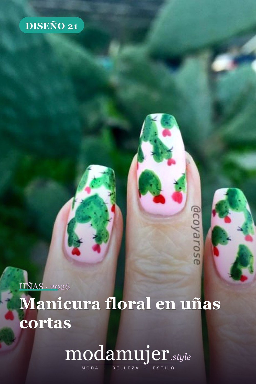 Manicura floral en uñas cortas — Artista de Instagram pinta sus uñas con diseños florales