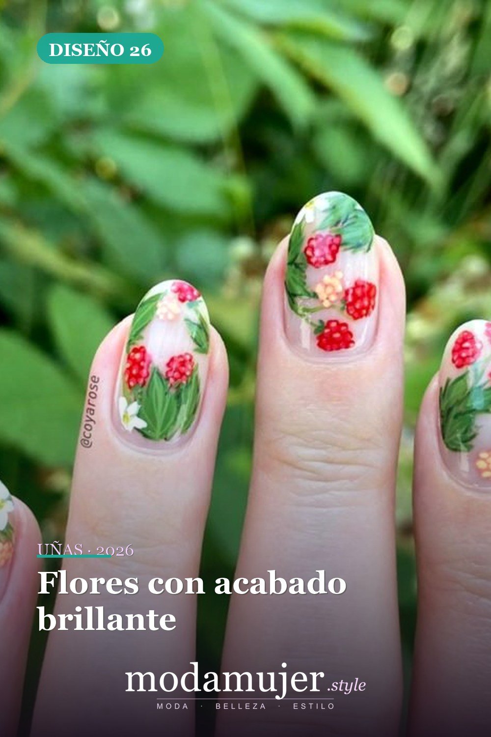 Flores con acabado brillante — Artista de Instagram pinta sus uñas con diseños florales