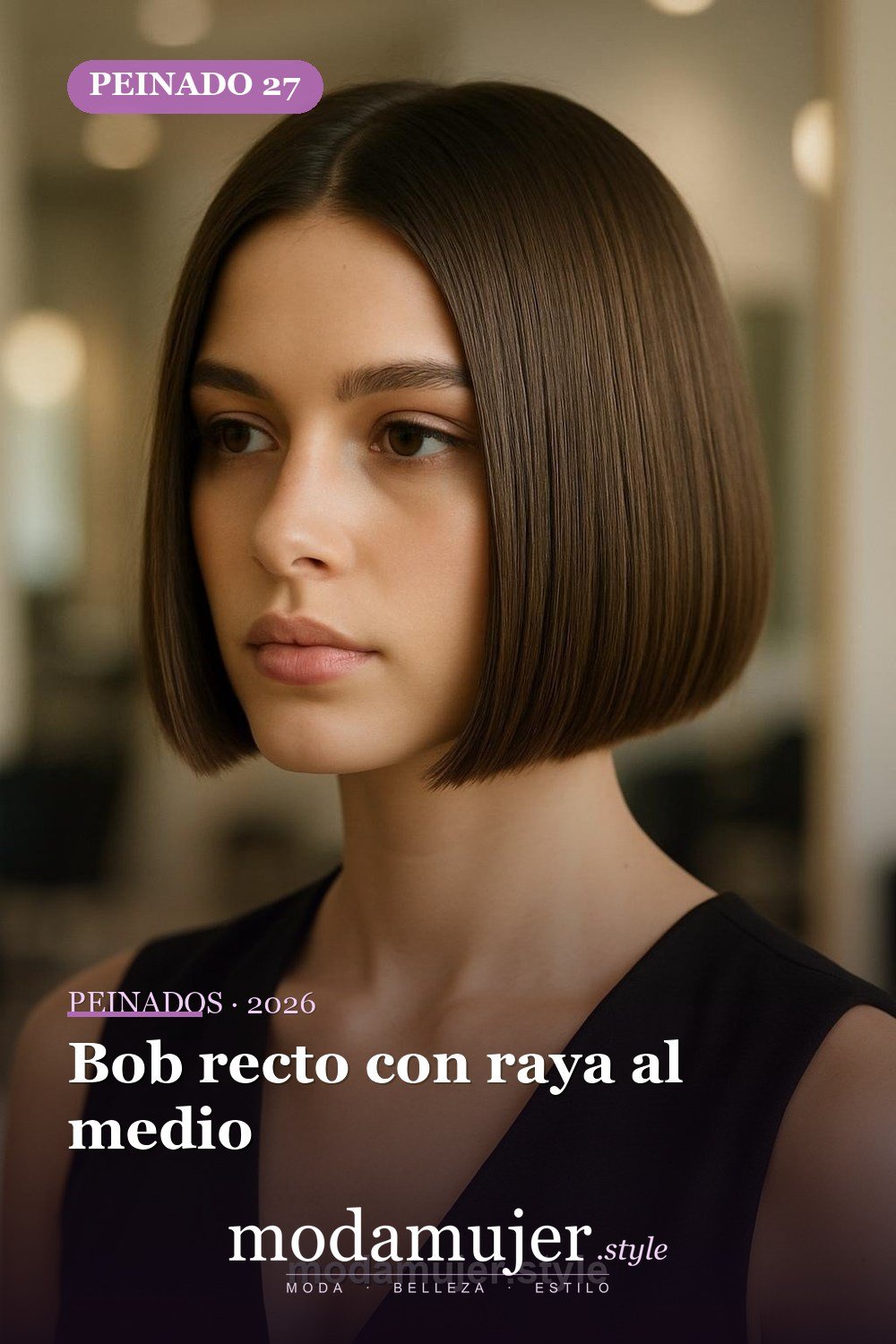 Bob recto con raya al medio — 30 cortes de pelo corto para mujer en 2026