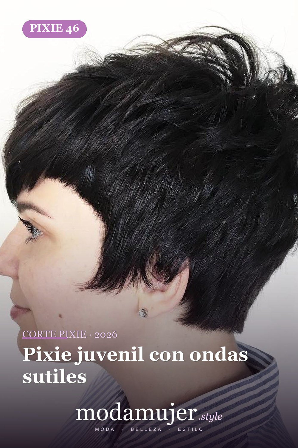 Pixie juvenil con ondas sutiles — corte de pixie corto 2026