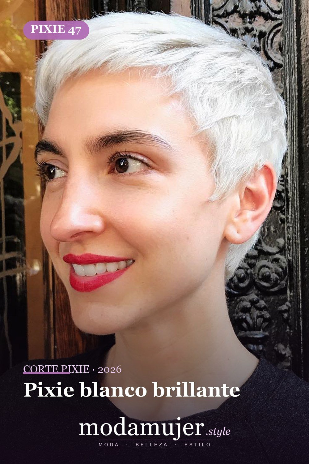 Pixie blanco brillante — corte de pixie corto 2026