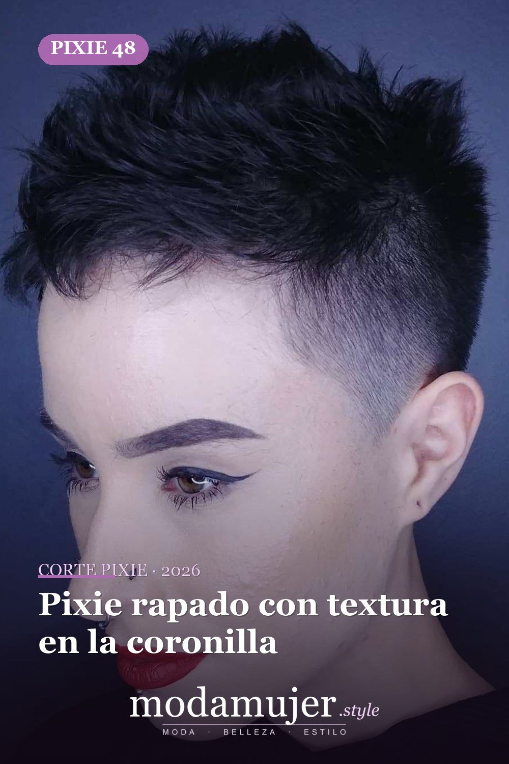 Pixie rapado con textura en la coronilla — corte de pixie corto 2026