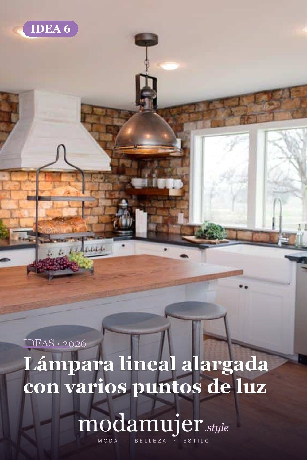 Lámpara lineal alargada con varios puntos de luz — Lámparas de isla de cocina que cambian completamente su decoración Lámpara lineal alargada con varios puntos de luz — Lámparas de isla de cocina que cambian completamente su decoración