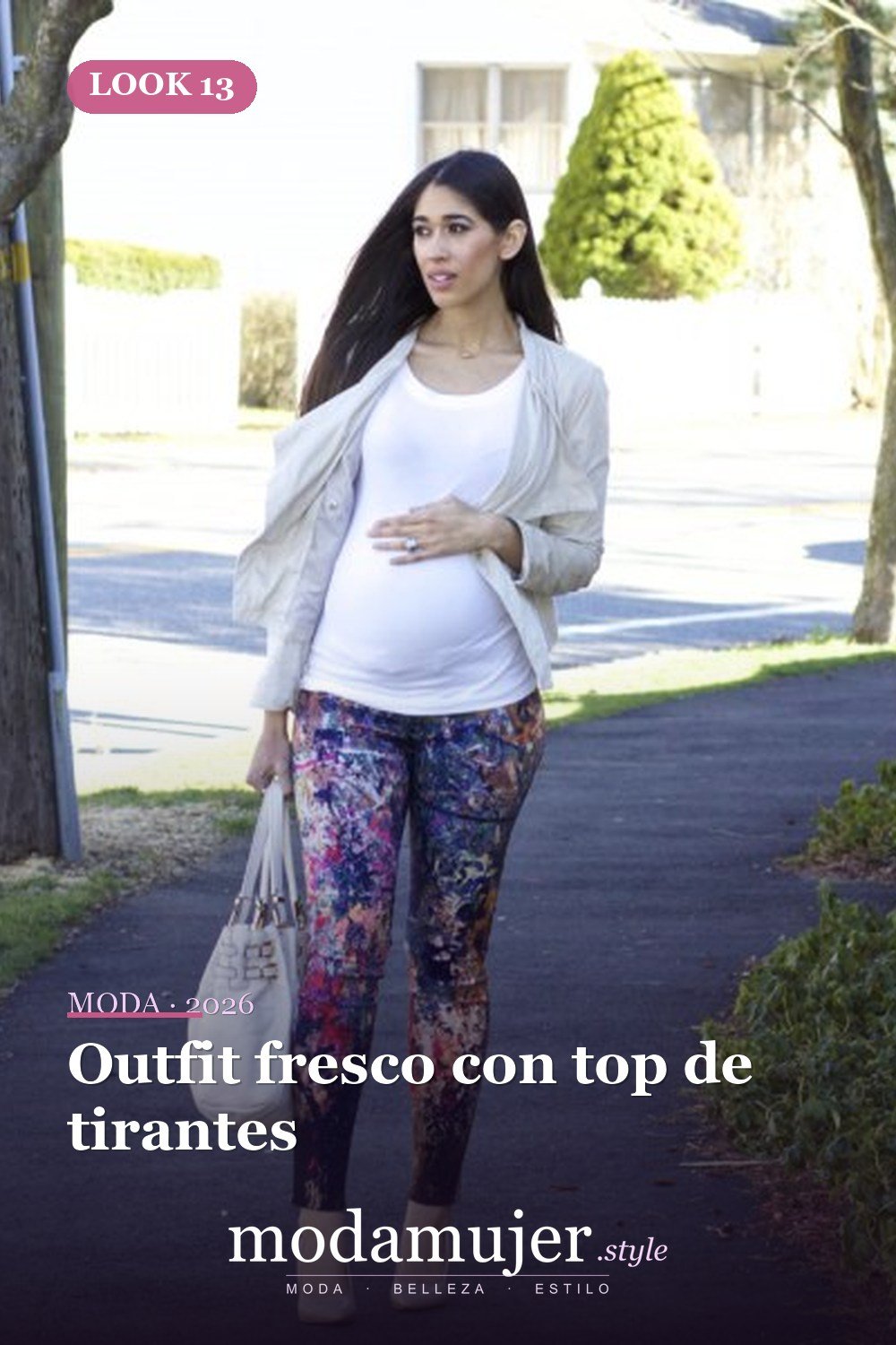 Outfit fresco con top de tirantes — Las mejores ideas de atuendos con jeans de salpicaduras de pintura Outfit fresco con top de tirantes — Las mejores ideas de atuendos con jeans de salpicaduras de pintura