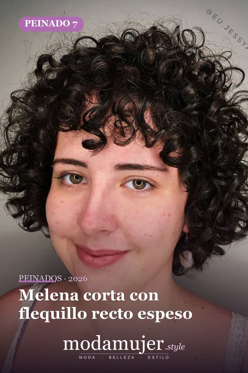 Melena corta con flequillo recto espeso — Las 30 ideas más modernas de cabello corto con flequillo para 2026
