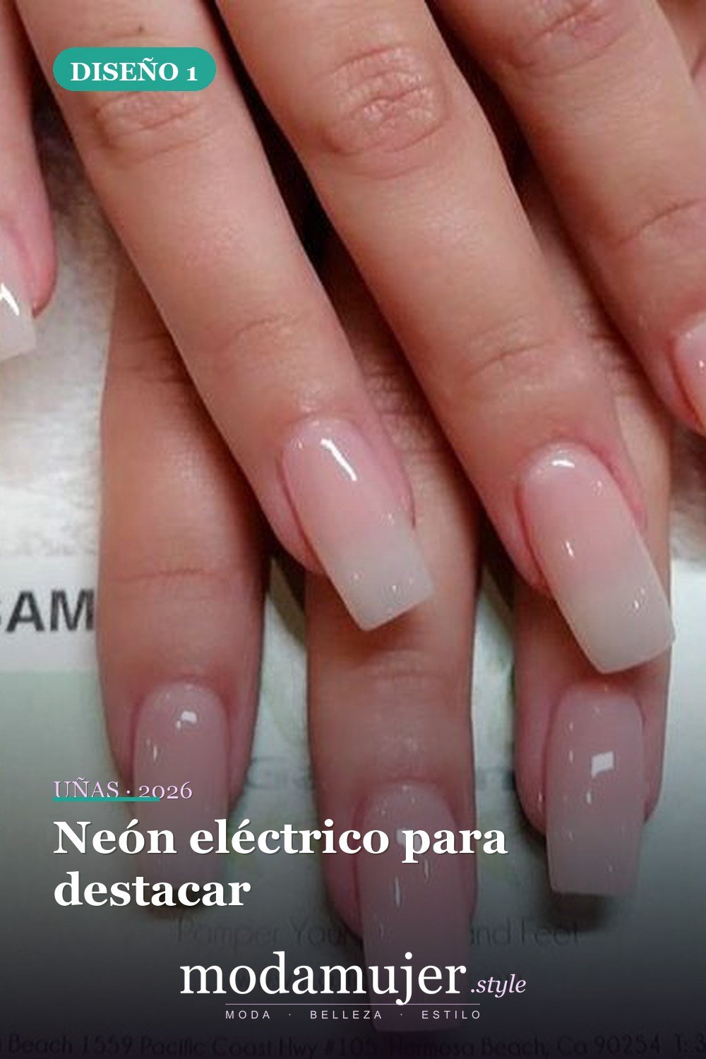 Neón eléctrico para destacar — Las 7 tendencias de uñas más grandes del verano