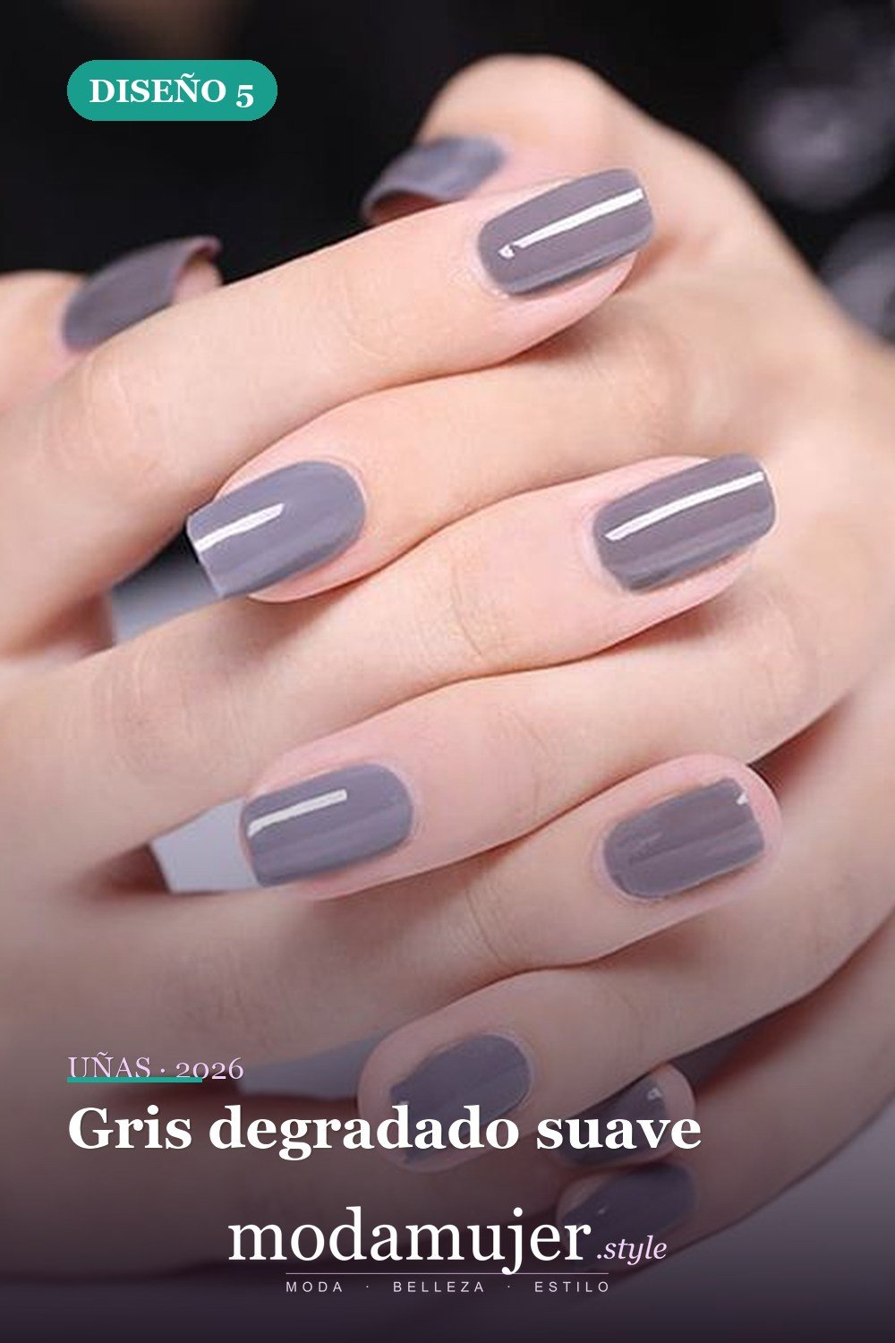 Gris degradado suave — Las 85 mejores ideas grises para uñas que te encantarán