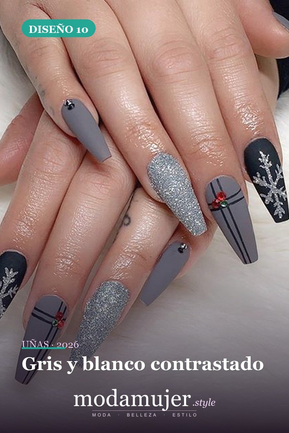Gris y blanco contrastado — Las 85 mejores ideas grises para uñas que te encantarán