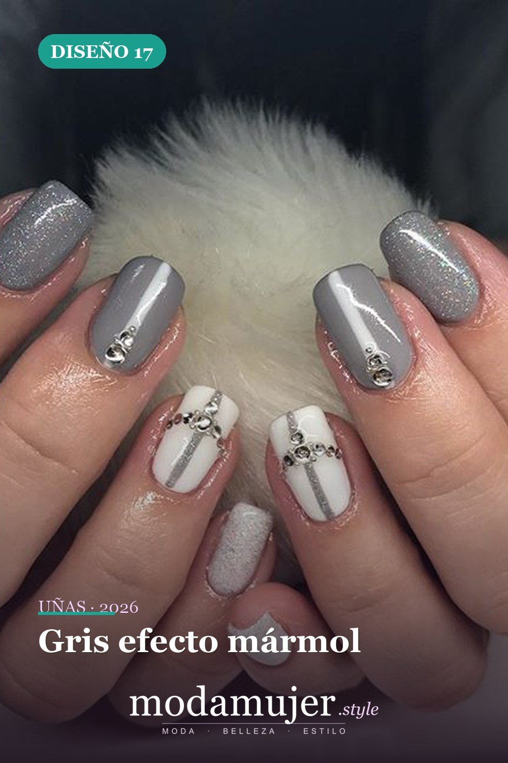 Gris efecto mármol — Las 85 mejores ideas grises para uñas que te encantarán