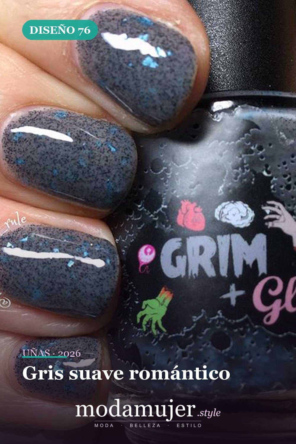 Gris suave romántico — Las 85 mejores ideas grises para uñas que te encantarán