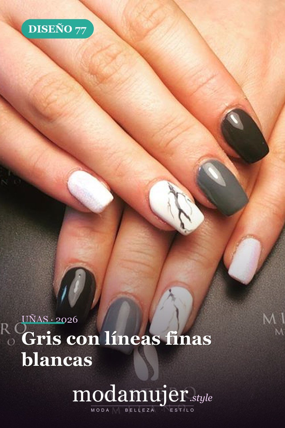 Gris con líneas finas blancas — Las 85 mejores ideas grises para uñas que te encantarán
