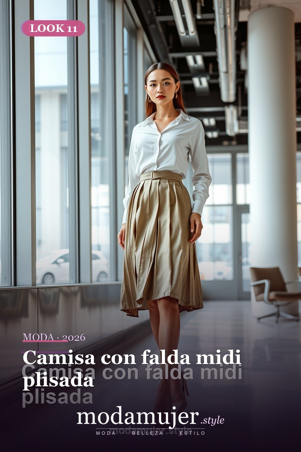 Camisa con falda midi plisada — 30 looks de oficina para mujer en 2026: ideas elegantes para trabajar