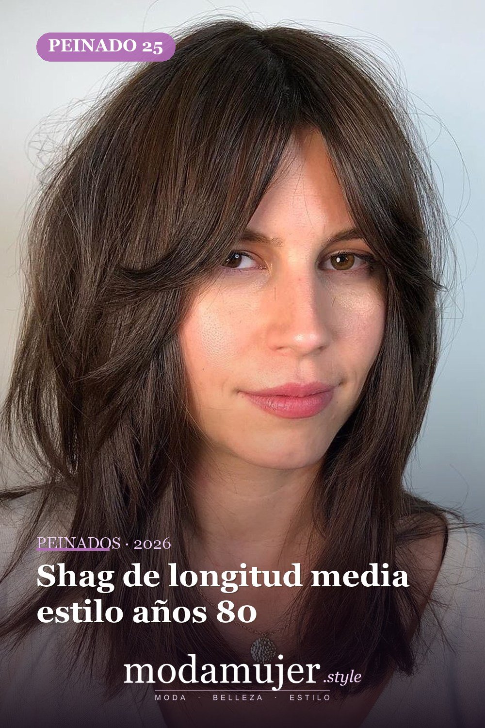 Shag de longitud media estilo años 80 — Los 49 mejores cortes de pelo en capas y peinados para 2026