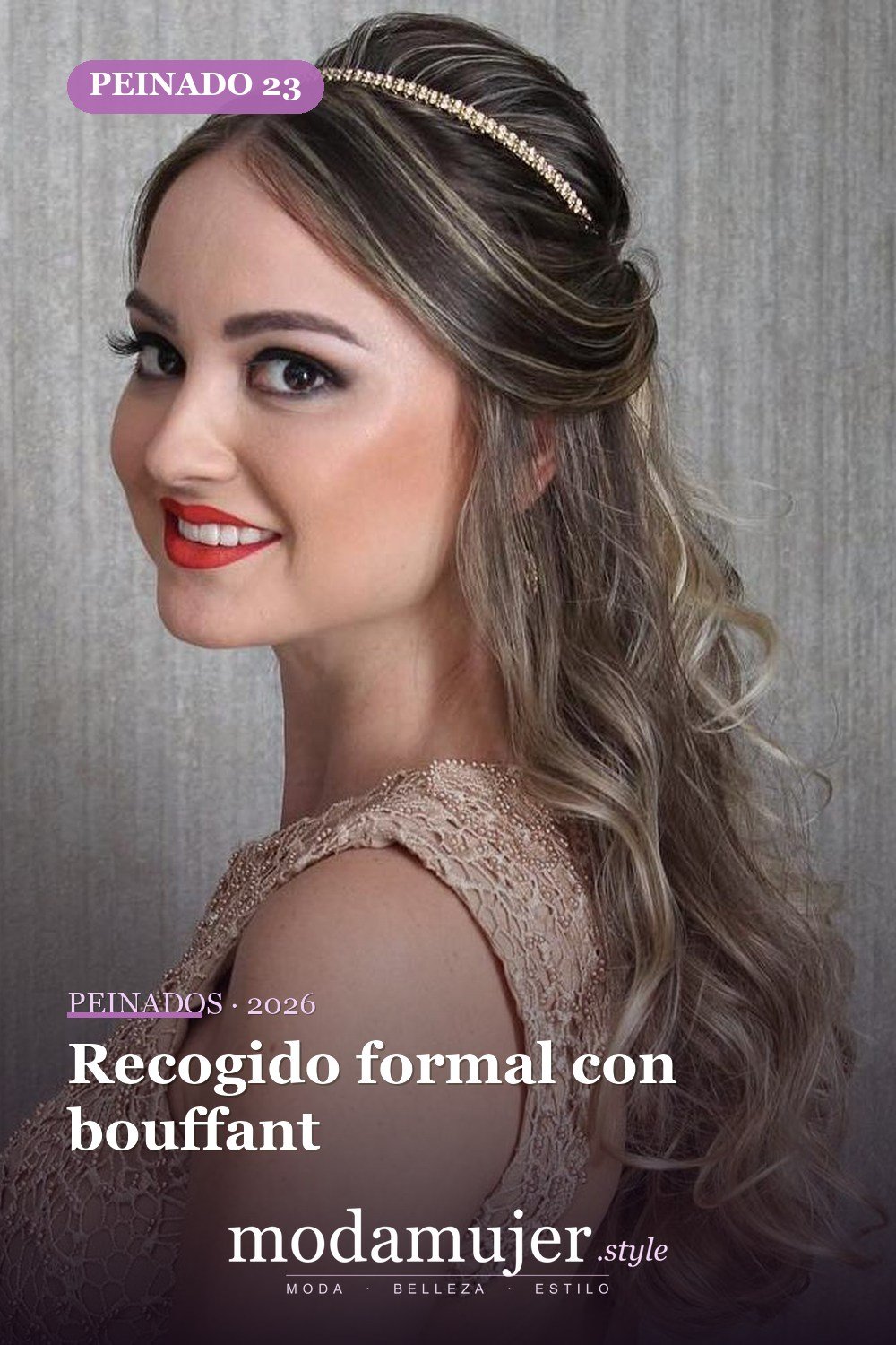 Recogido formal con bouffant — Los 50 mejores cortes de pelo para caras cuadradas que definitivamente funcionan