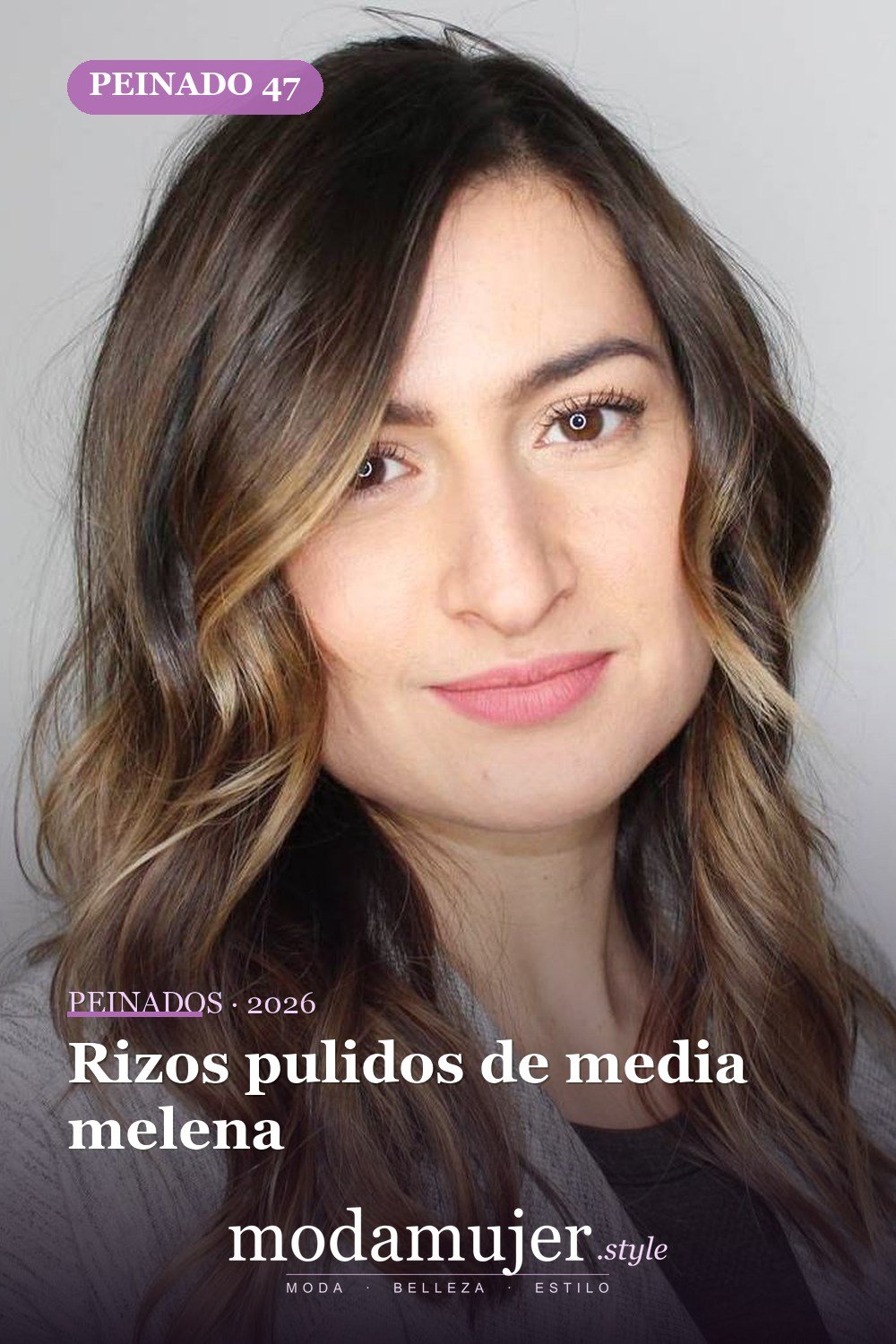 Rizos pulidos de media melena — Los 50 mejores cortes de pelo para caras cuadradas que definitivamente funcionan
