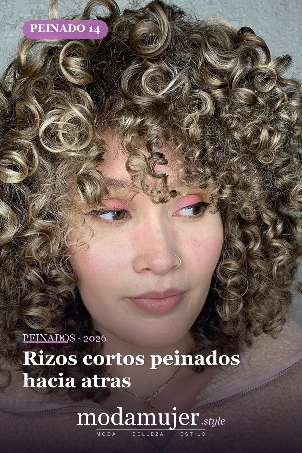 Rizos cortos peinados hacia atras — Los 50 mejores cortes de pelo y peinados para cabello corto y rizado en 2026
