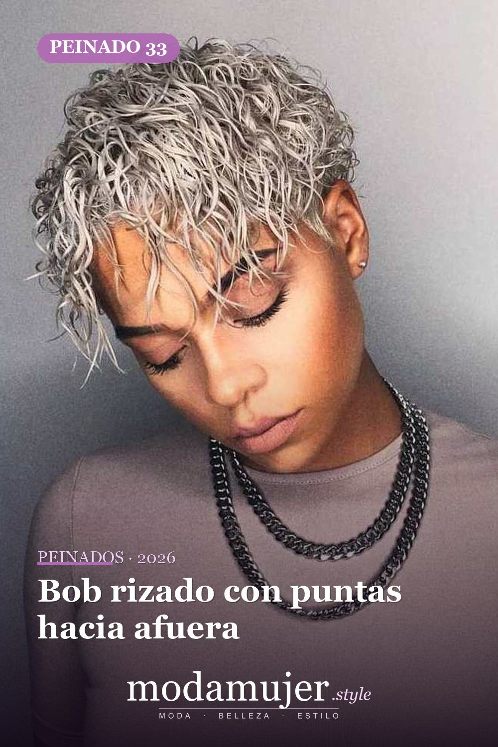 Bob rizado con puntas hacia afuera — Los 50 mejores cortes de pelo y peinados para cabello corto y rizado en 2026