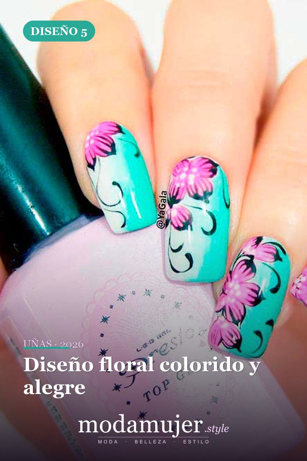 Diseño floral colorido y alegre — Más de 25 uñas coquetas y lindas para el verano