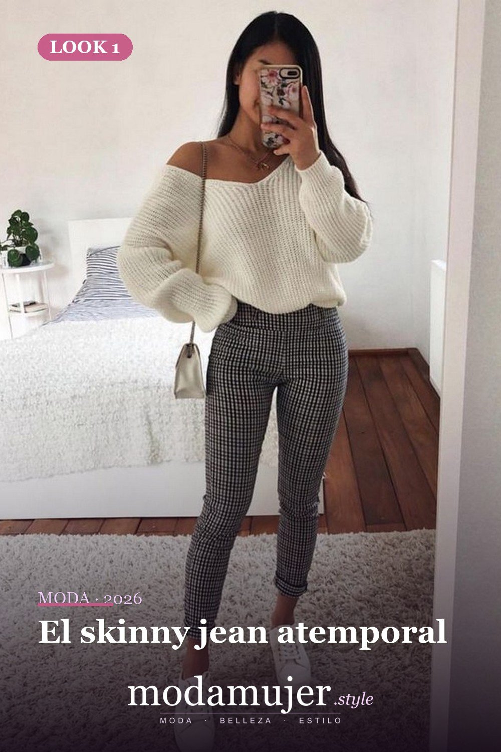 El skinny jean atemporal — Más de 29 ideas de outfits básicos de invierno que toda mujer debe conocer